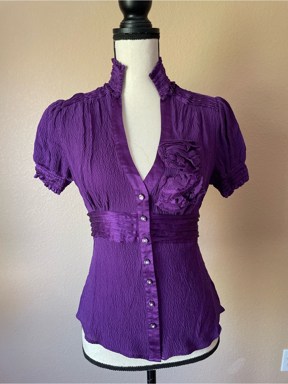 VTG Y2K Bebe 100% Silk Crinkle Rosette Blouse Shabby Chic Coquette Whimsigoth M